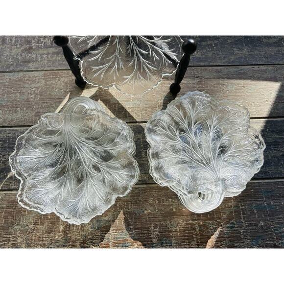 9 Vintage Indiana Glass Clear Pebble Leaf Pattern Textured Glass Butter Dish - Picture 6 of 15